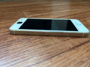 iPhone 5s In Ok Condition The Display Is Broken