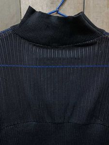 Ribbed Mock Neck Top