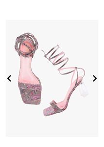Paisley Print Tie-up Chunkey Heels