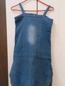 Girls Denim Frock...