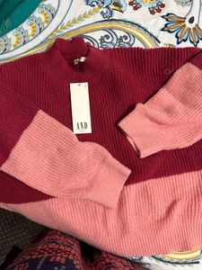 Stylish Two-Tone Women's Sweater