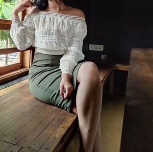 Korean White Offshoulder Formal Top + Freebies