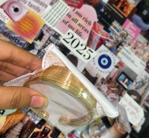Gold-Plated Bangle-Style Cuff Bracelet🎀🎀