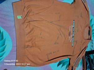 2 Sweatshirt
