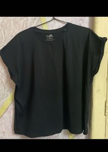 Octave Mettle Tshirt. Almost New