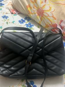 Quilted Black Crossbody Bag