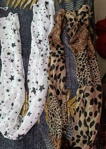 STARS (White) &amp; ANIMAL PRINT STOLE Pair