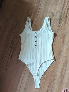 WHITE BODYCON TOP