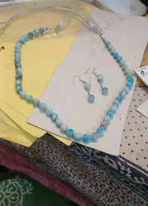 BLUE FIRE TREATED ACRYLIC BEADS NECKLACE