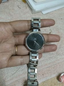 Women Wrist Watch (Metal Strap)