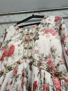 Georgette women log gown