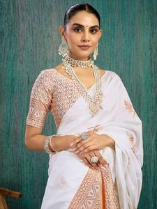 Silk Blend Kanjivaram Saree w/o blouse
