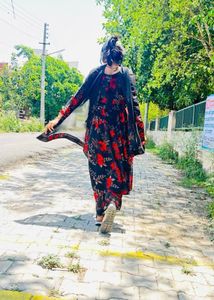Black Georgette Printed Pant Suit
