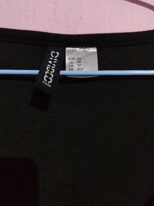 Chic Black Fitted Top