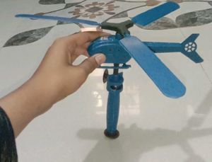 Toy  FlyingHelicopter Free Gift Lato