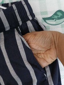 Striped B &amp;W Trousers Pantaloons