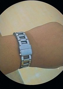 Metal Watch In Silver Colour