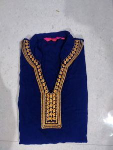 Beautiful Kurti With Neck Embroidery