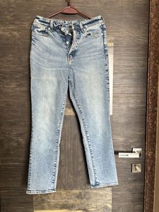 High WAISt Mom Jeans
