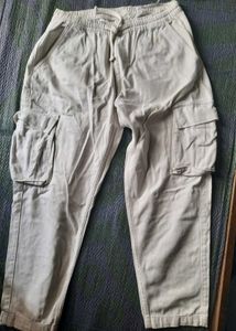 Cargo Jeans