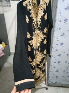 Elegant Embroidered Kurta