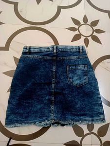 Black Top And Denim Skirt