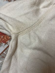 Elegant Beige Knit Sweater