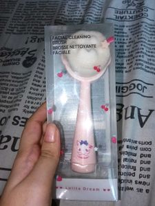Lolita Dream Facial Brush