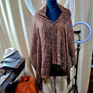Elegant Paisley Stole.