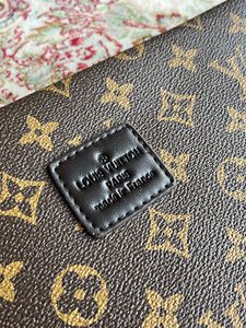 Louis Vittion Copy Clutch Bag