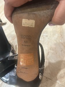 Almost New Hugo Boss High Heel Sandal