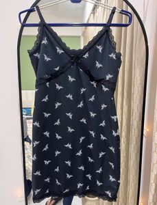 H&M Rare Find Ribbed Lace-Trimmed Dress