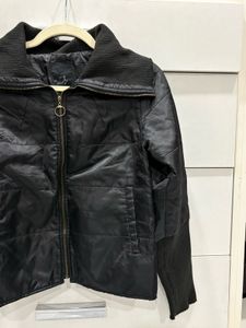 Women’s bomber jacket