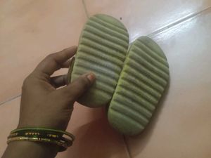 Combo 2 Kids Crocs 1-2yrs
