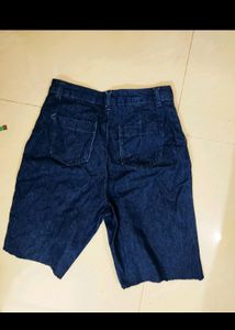 Capri-Shorts(high-waisted)
