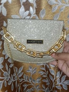 Sparkling Clutch