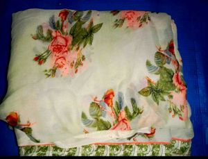 Elegant Floral Print Saree