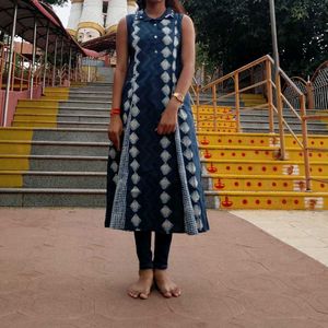 Indigo Print Sleeveless Kurta