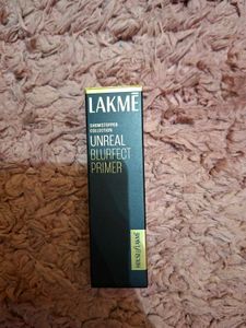 Lakme Unreal Blurfect Primer