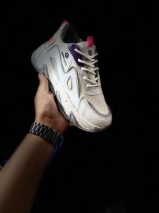 Trendy Sneakers For Girls/Womens