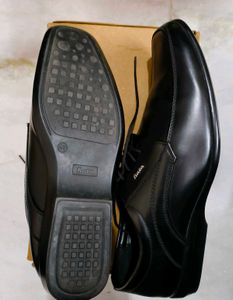 Bata Formal Black Shoes