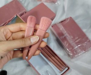 Miniso Mini Travel Brushes Kit