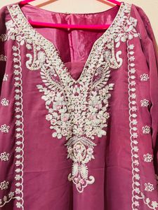 Elegant Rose Pink Embroidered Pakistani Suit