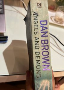 Dan Brown- Angels and Demons