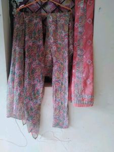 Chudidar Suit Set With Dupptta
