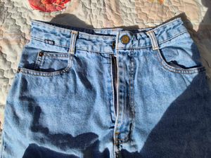 Vintage Light Wash Jeans