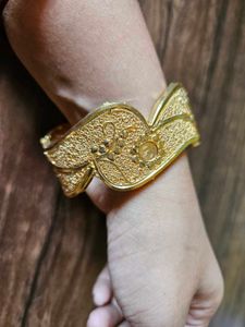 Gold Plated Bangle With Screw