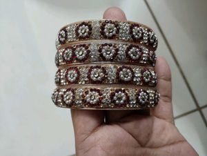 Beautiful Bangle Set