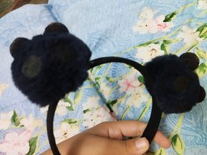 Combo of a sling bag and hair bands