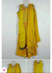 Awesome Party wear Suit